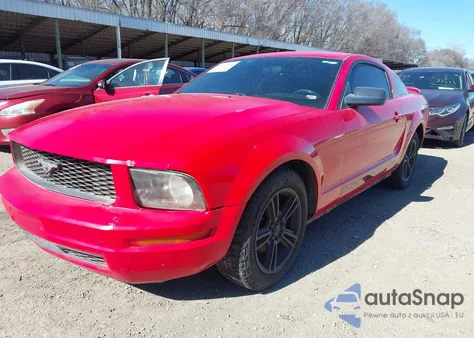 2007 Ford Mustang V6 Deluxe/V6 Premium z USA, uszkodzony, nr VIN 1ZVFT80N375311069